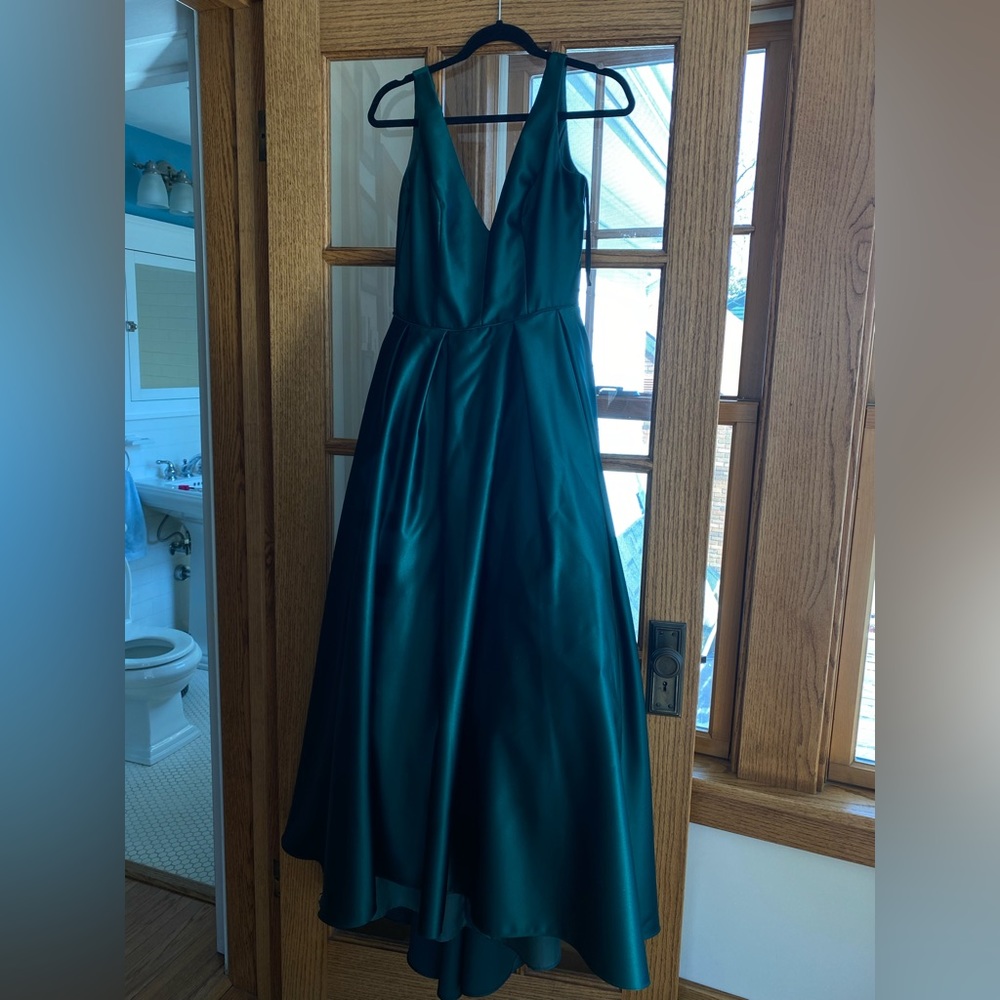 Betsy and Adam green dress size 8